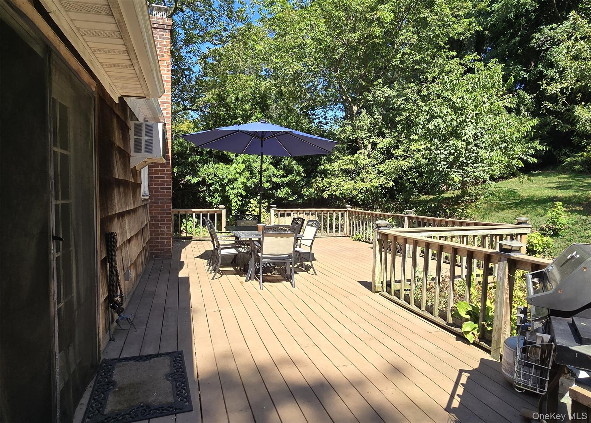 7 Woodhull Landing Road, Sound Beach, NY 11789