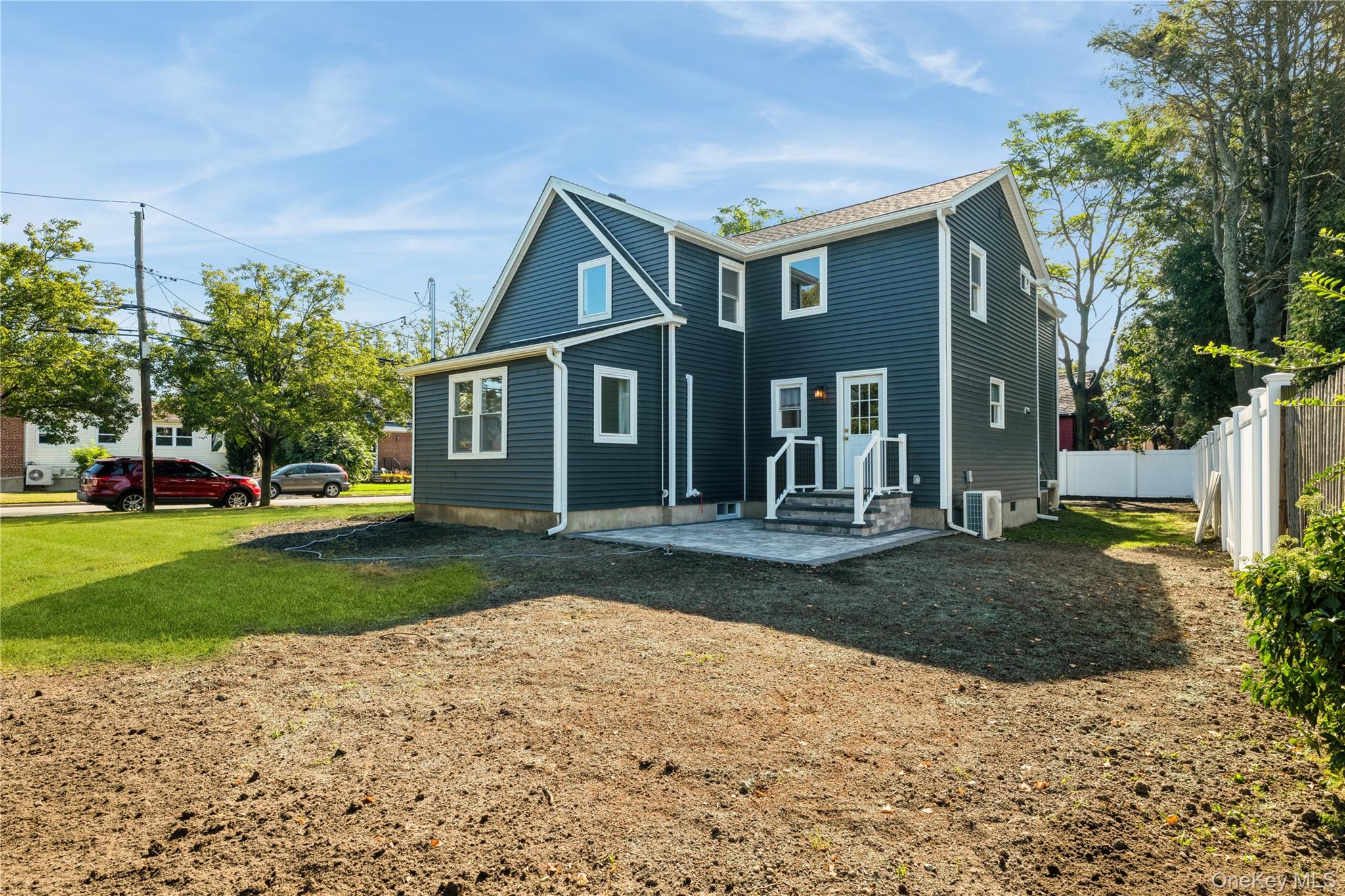 24 Charles Street, Hicksville, NY 11801