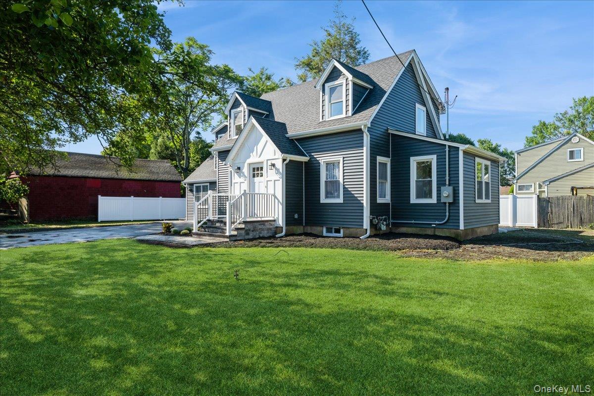 24 Charles Street, Hicksville, NY 11801