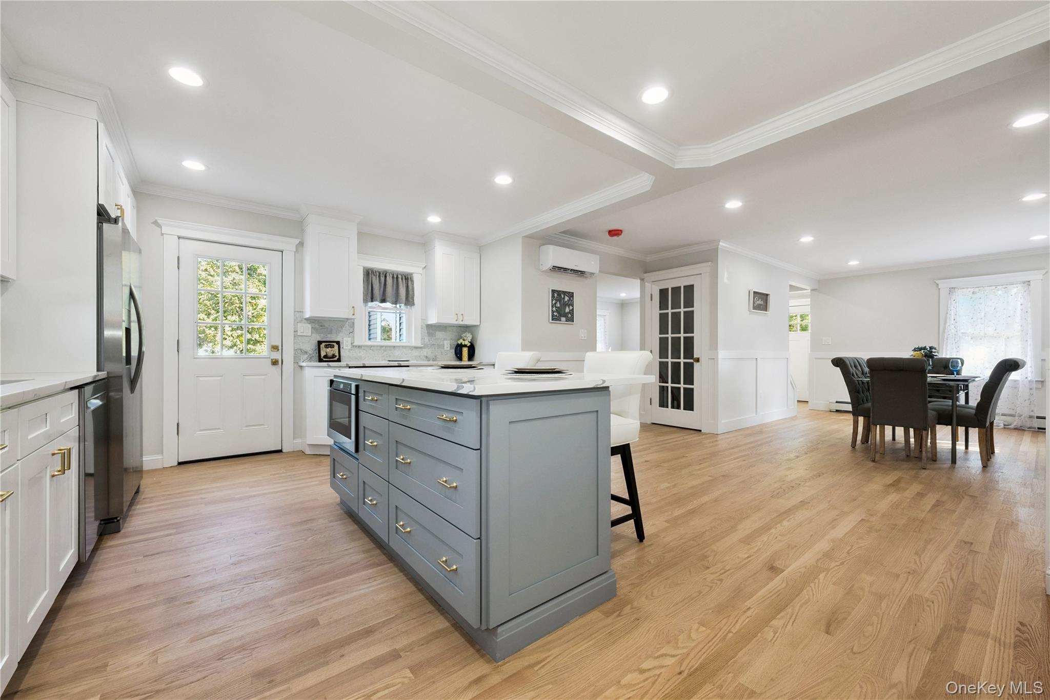 24 Charles Street, Hicksville, NY 11801