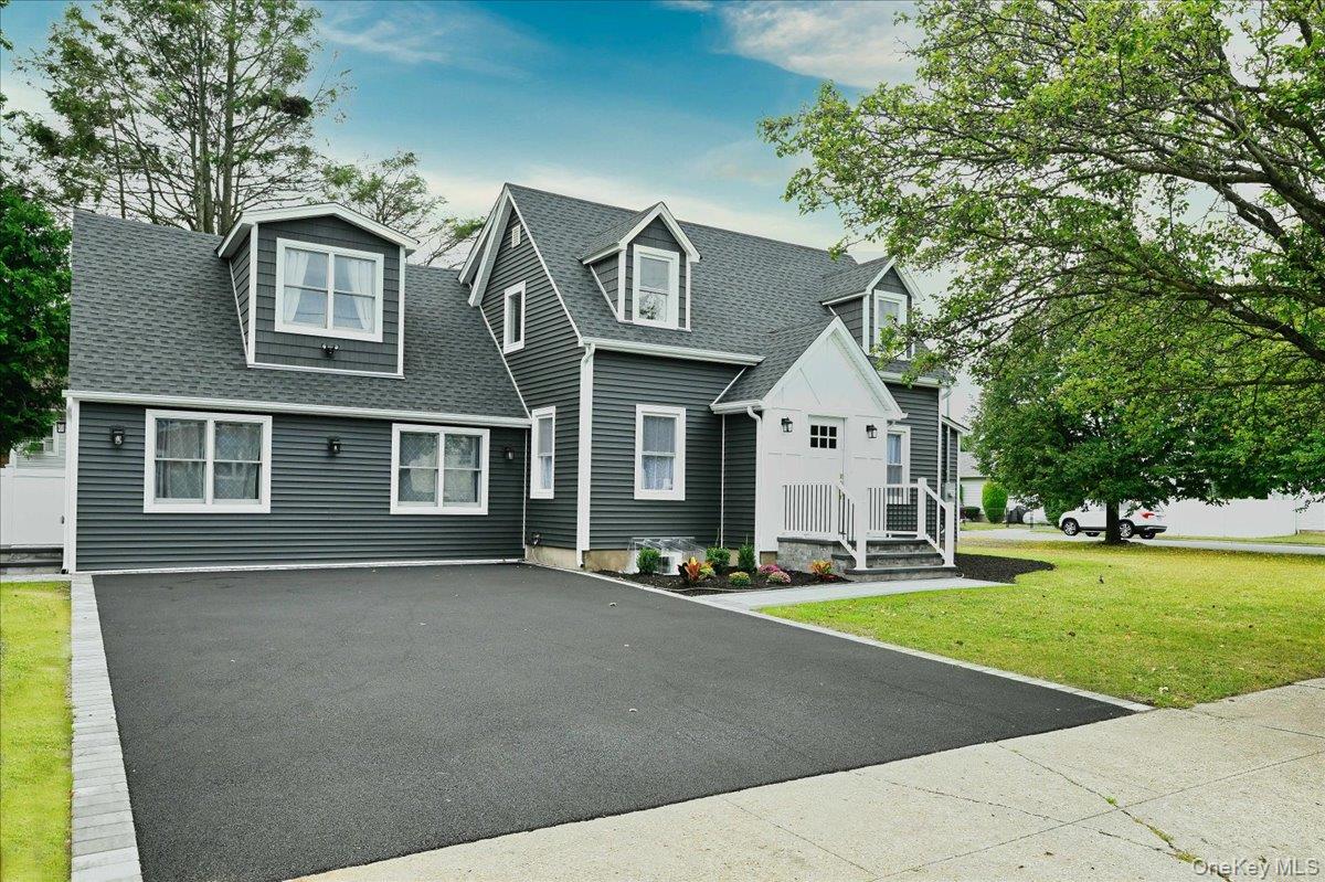 24 Charles Street, Hicksville, NY 11801