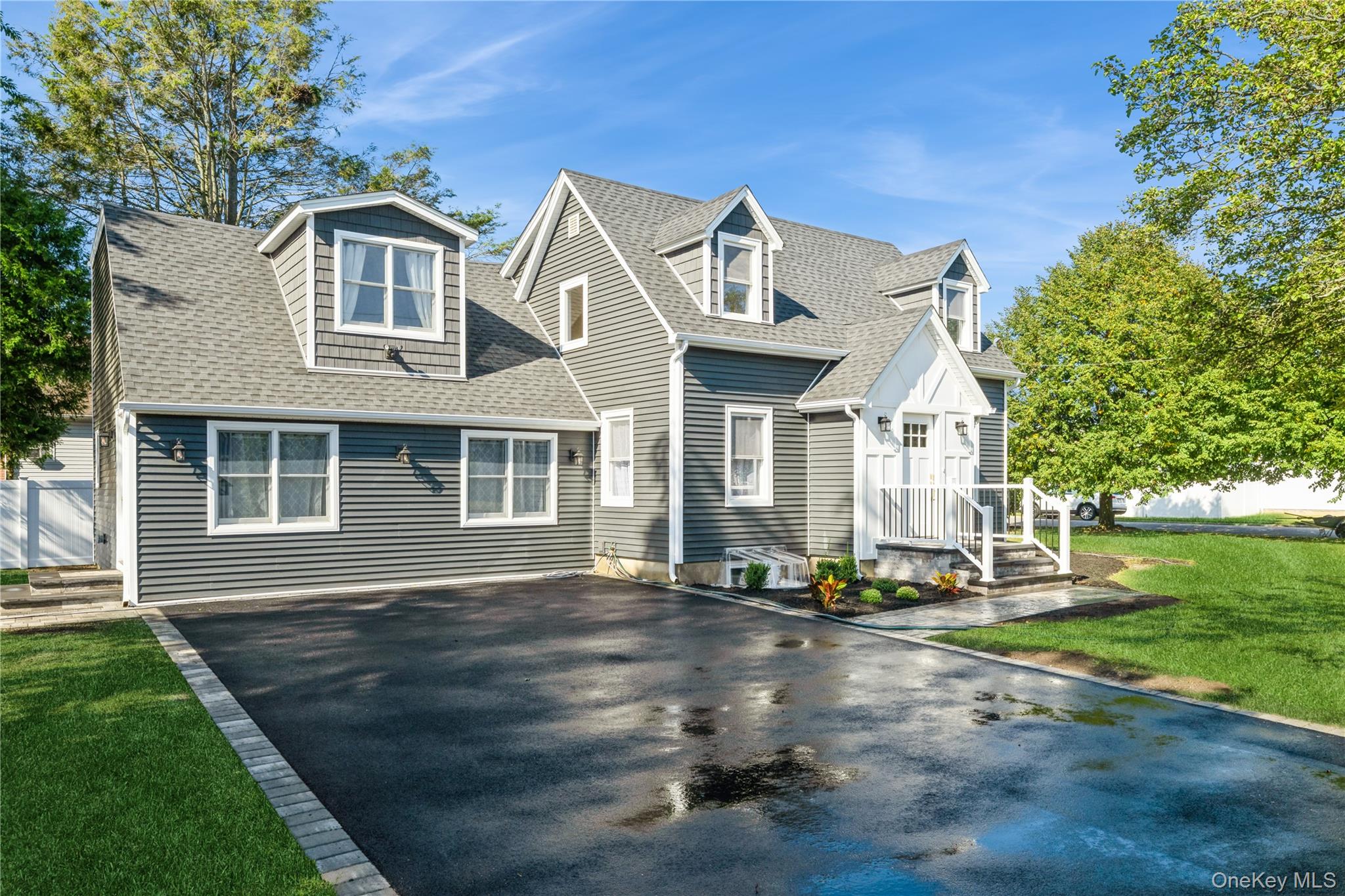 24 Charles Street, Hicksville, NY 11801