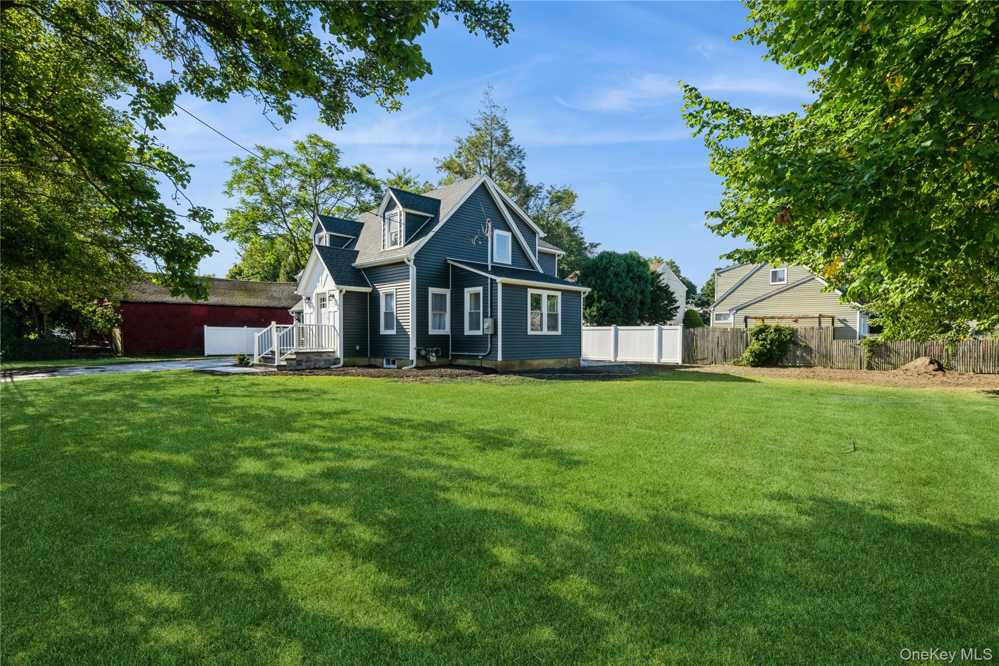 24 Charles Street, Hicksville, NY 11801