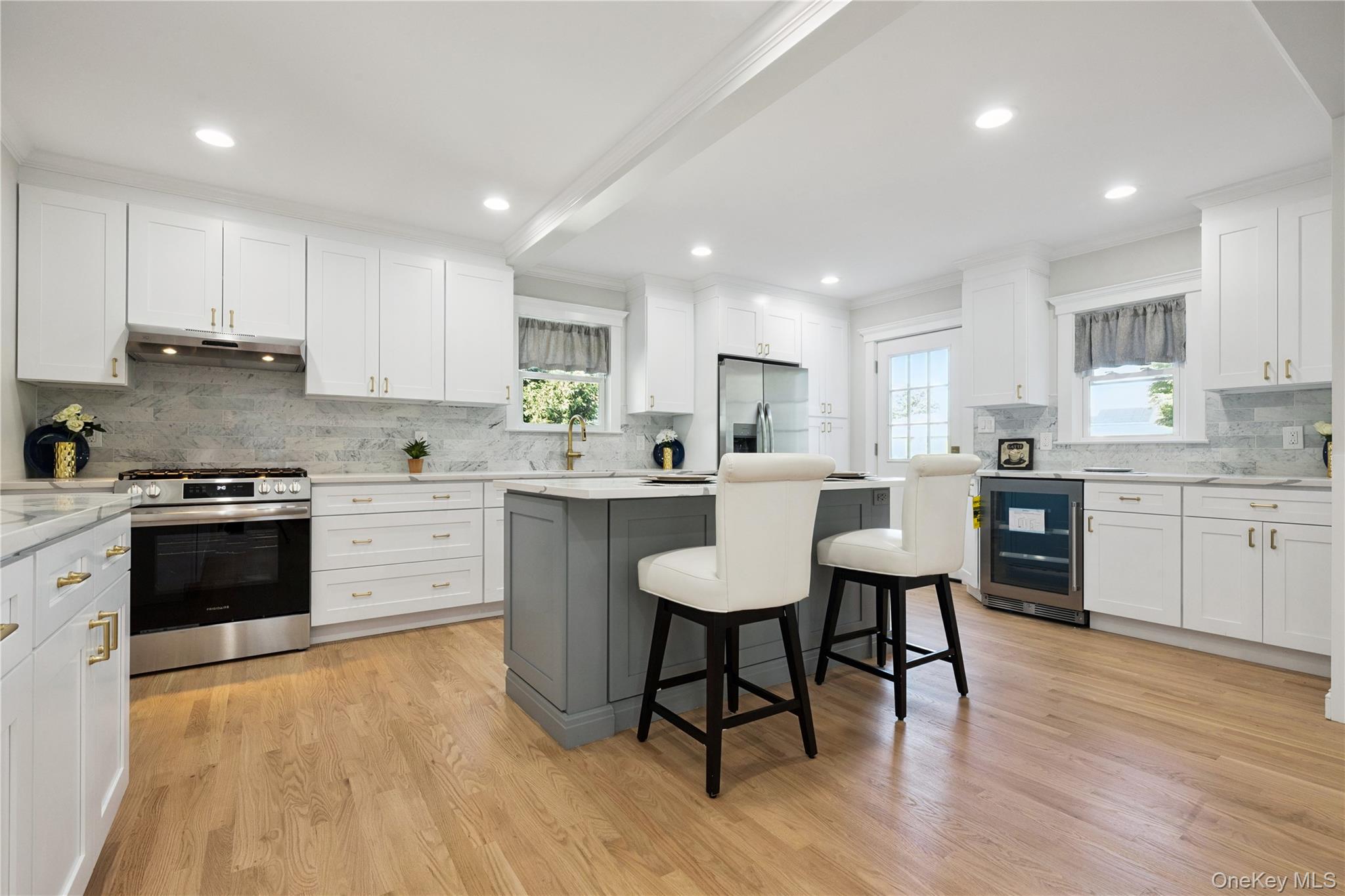 24 Charles Street, Hicksville, NY 11801