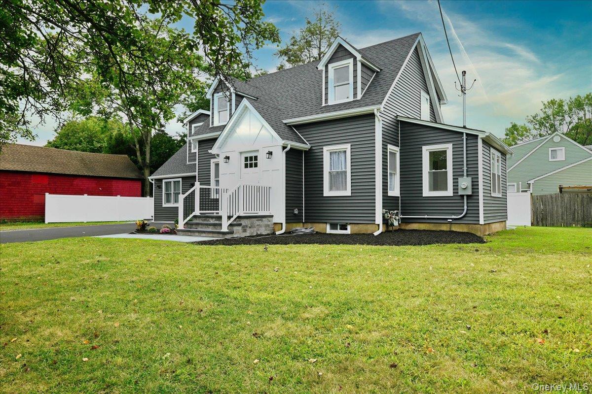 24 Charles Street, Hicksville, NY 11801