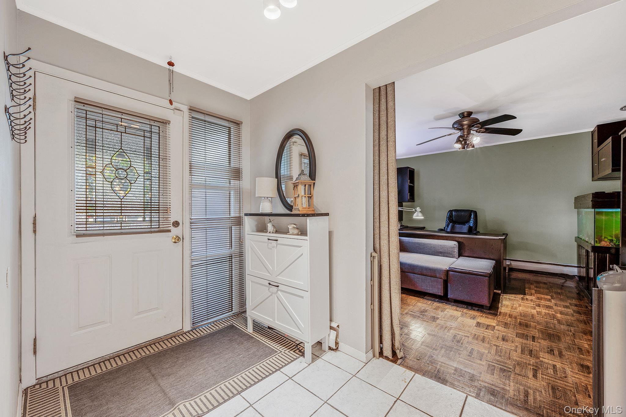 886 Bellmore Ave, Bellmore, NY 11710