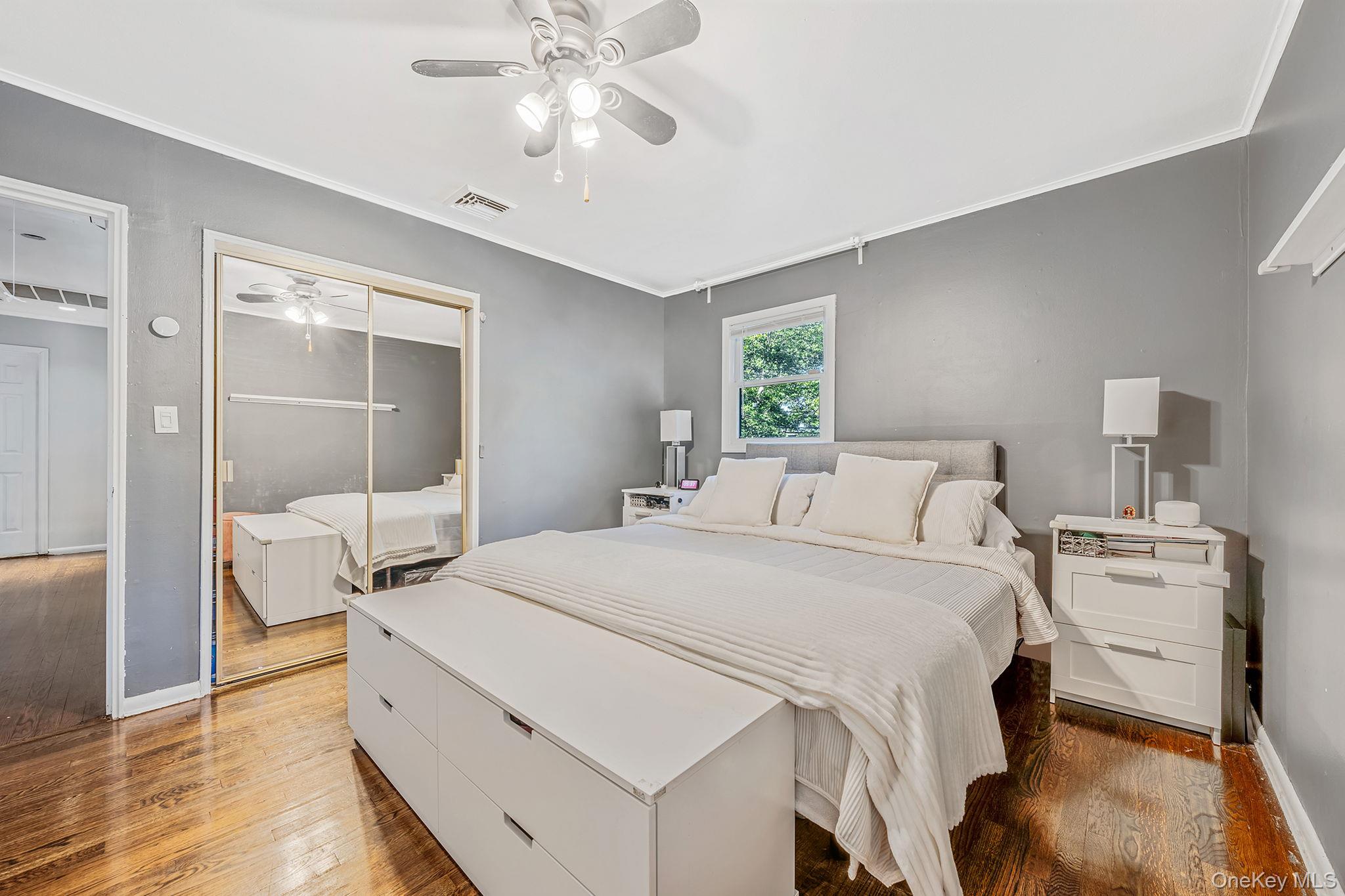 886 Bellmore Ave, Bellmore, NY 11710