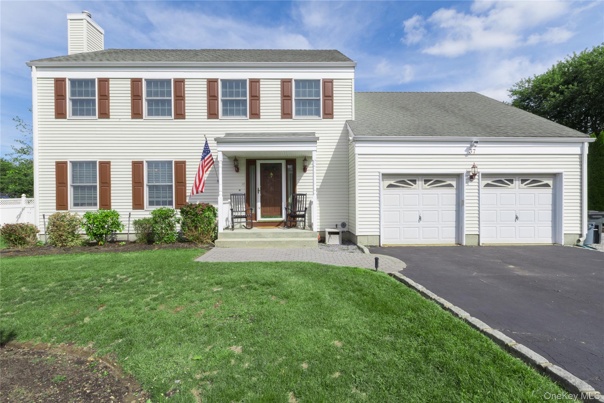 37 Tallmadge Trail, Miller Place, NY 11764