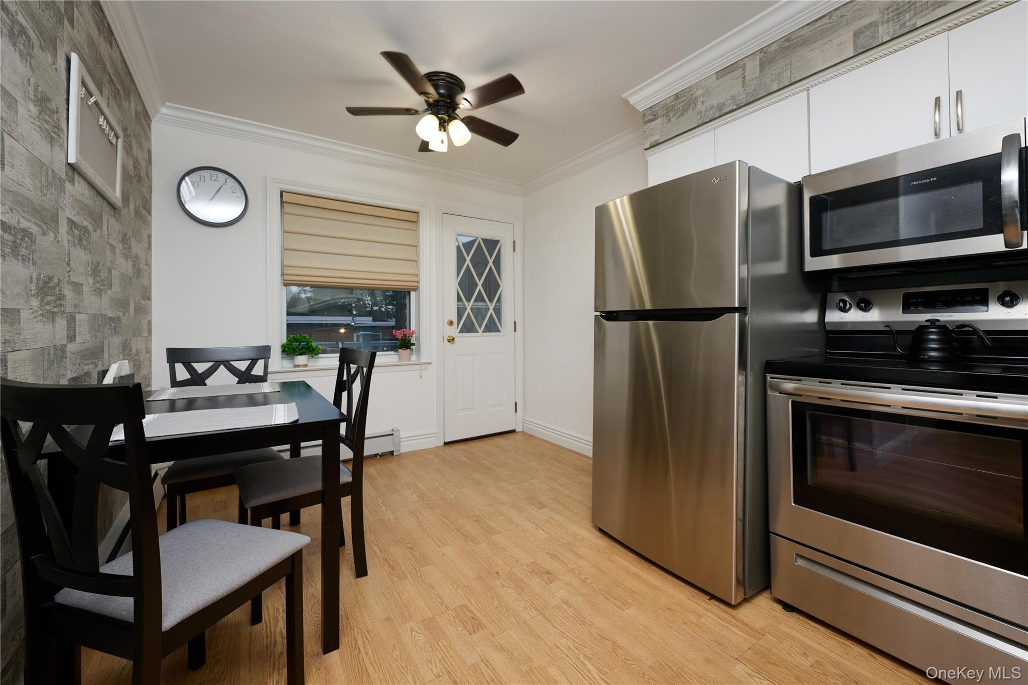 86 Farber Drive # 86, West Babylon, NY 11704