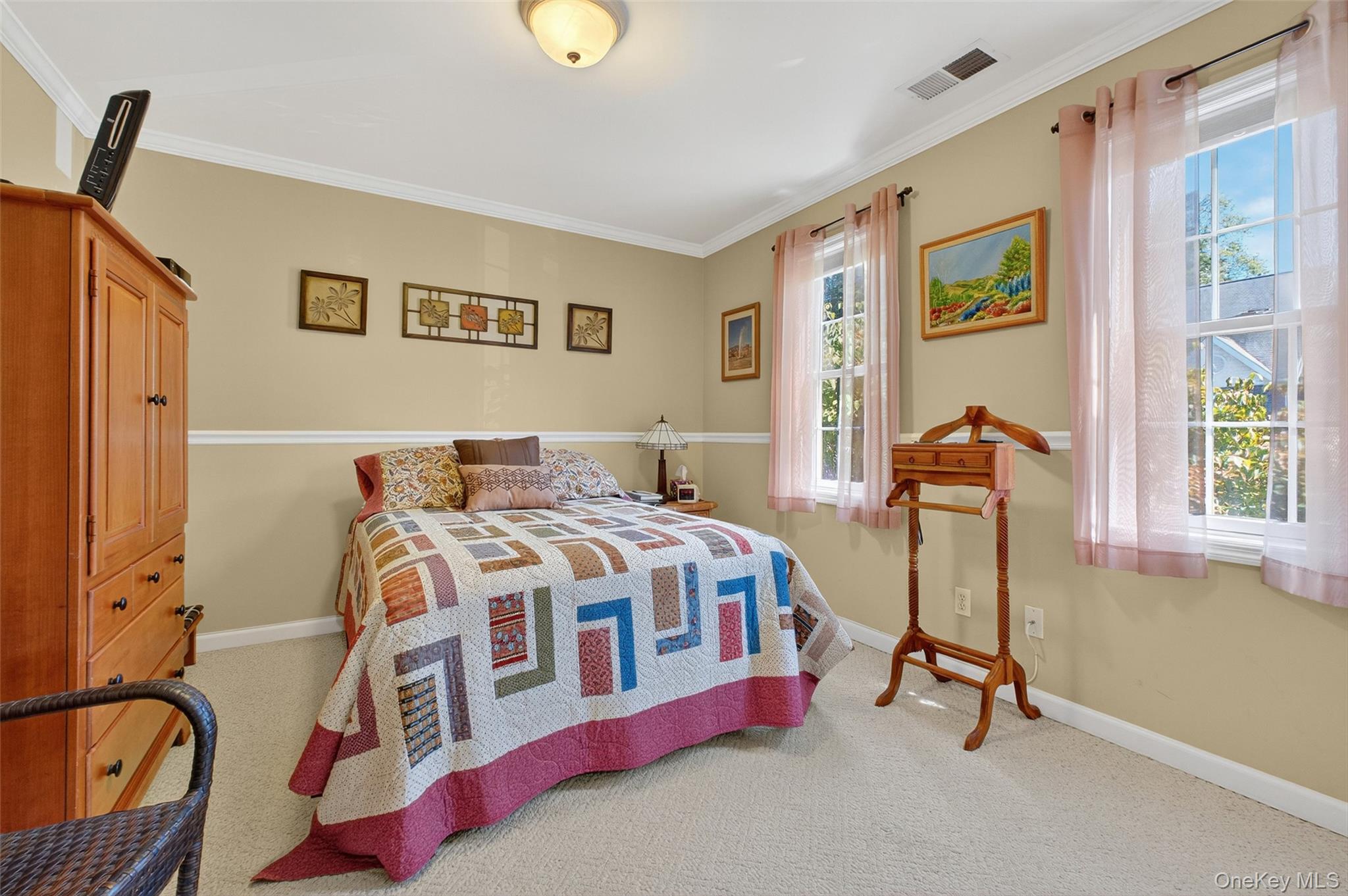 646 E Main Street, Jefferson Valley, NY 10535