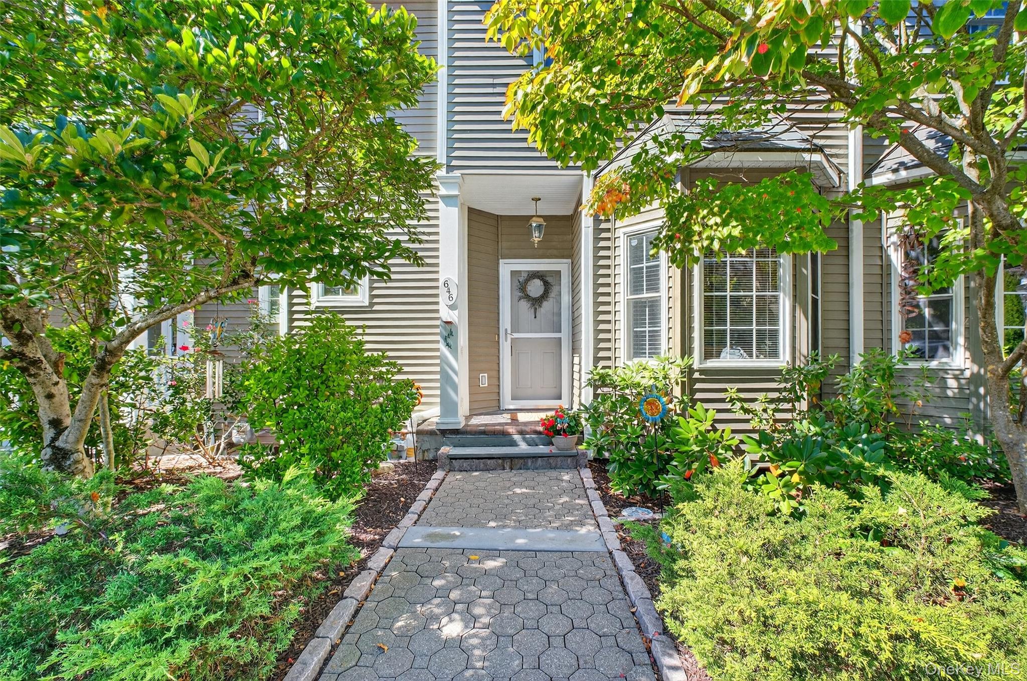 646 E Main Street, Jefferson Valley, NY 10535