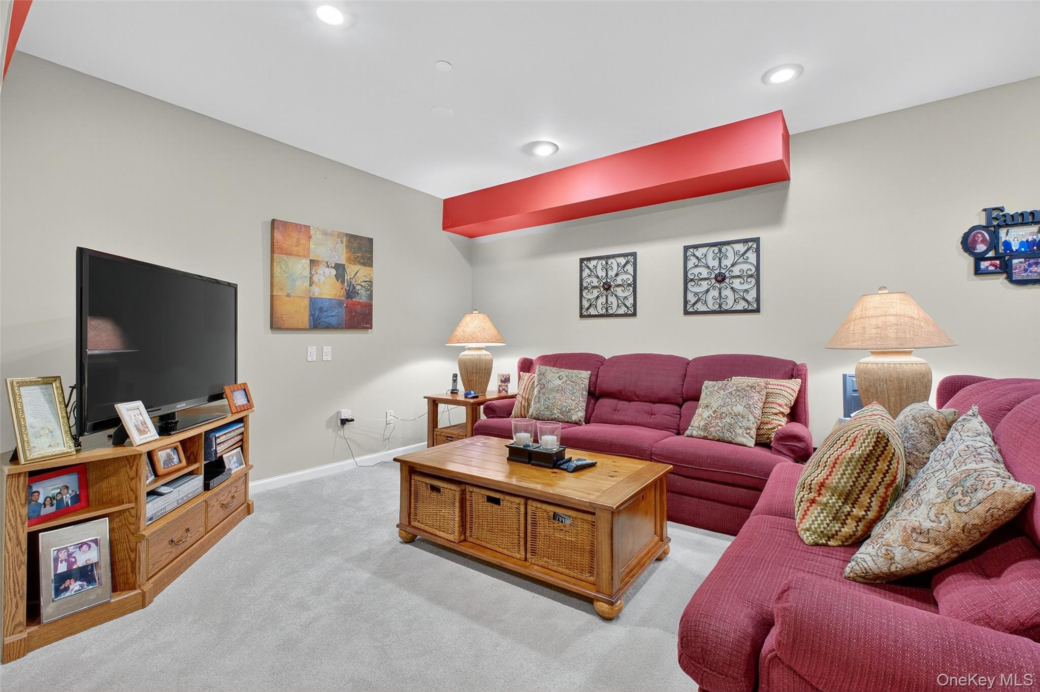 646 E Main Street, Jefferson Valley, NY 10535