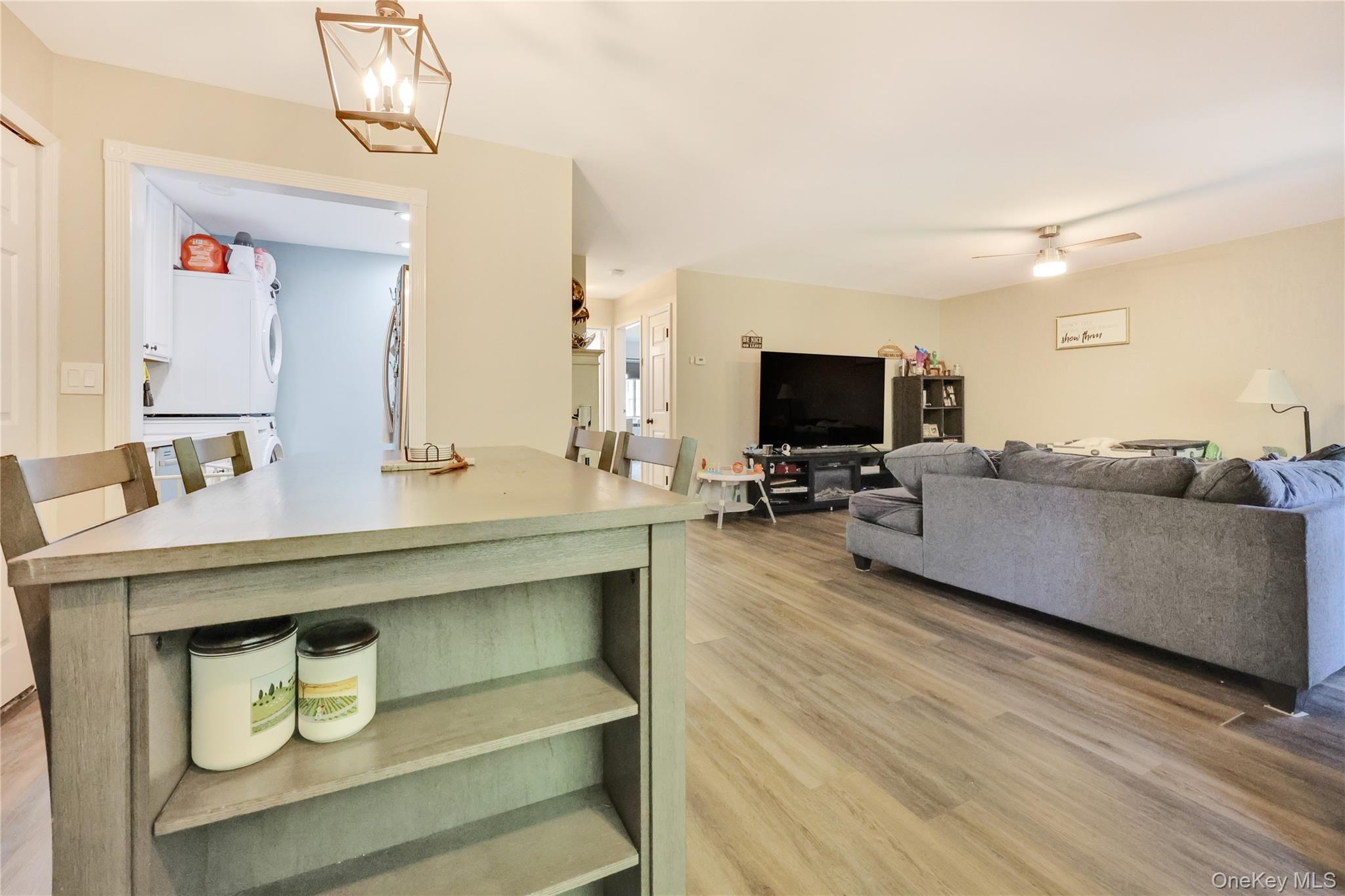 45 Richmond Boulevard # 4A, Ronkonkoma, NY 11779