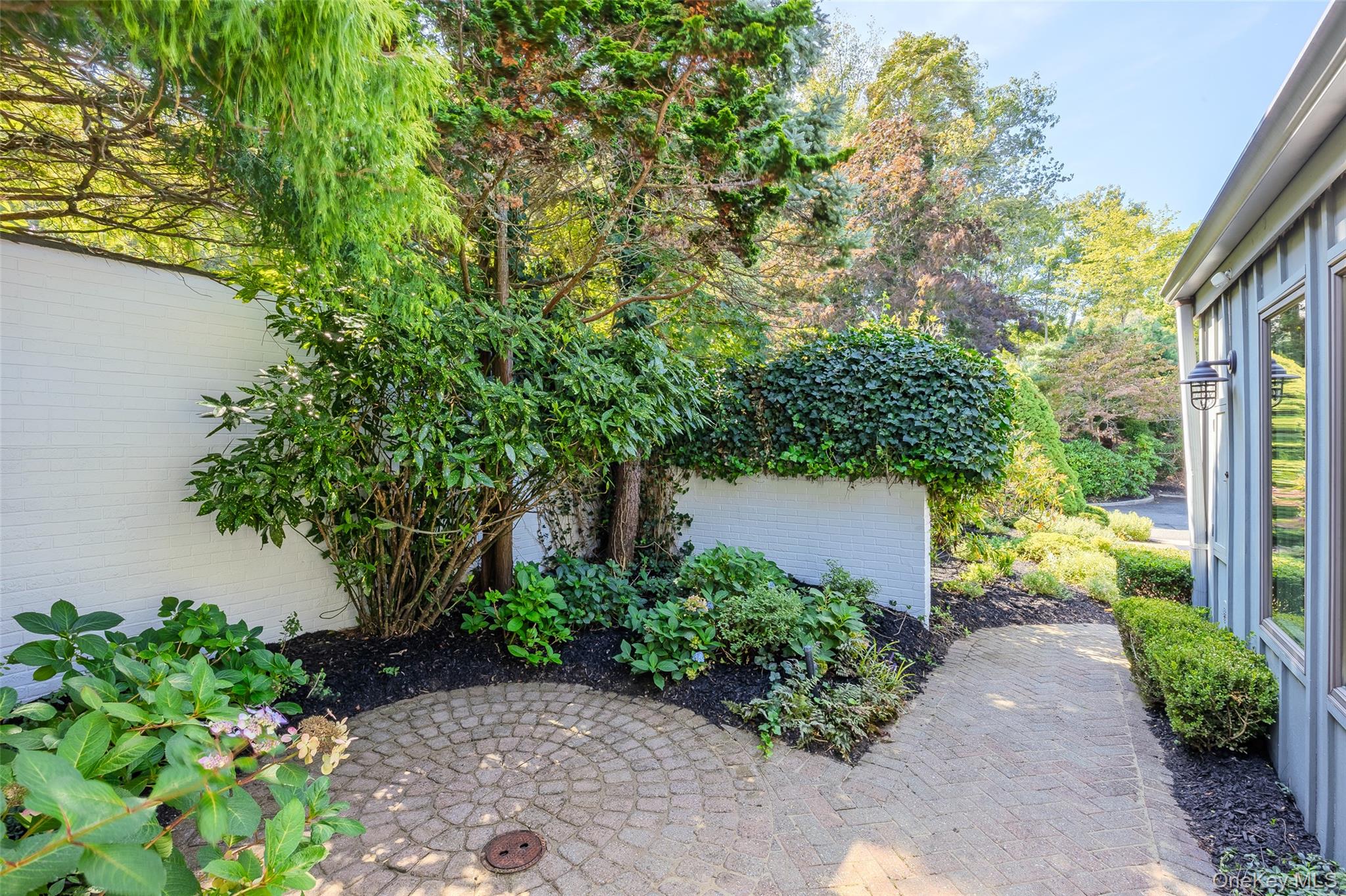 18 Watersedge Way, Port Jefferson, NY 11777