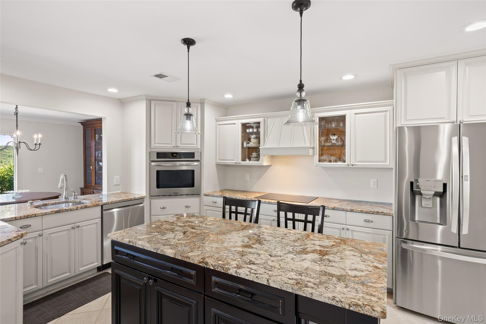 18 Watersedge Way, Port Jefferson, NY 11777