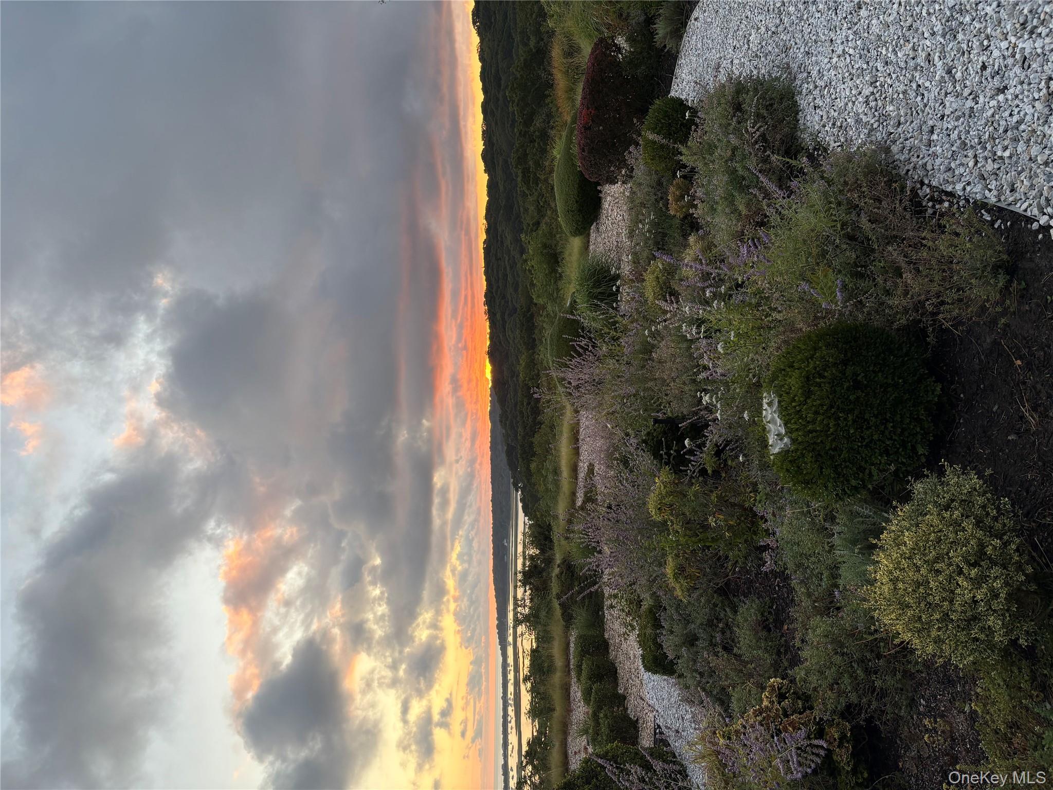 18 Watersedge Way, Port Jefferson, NY 11777