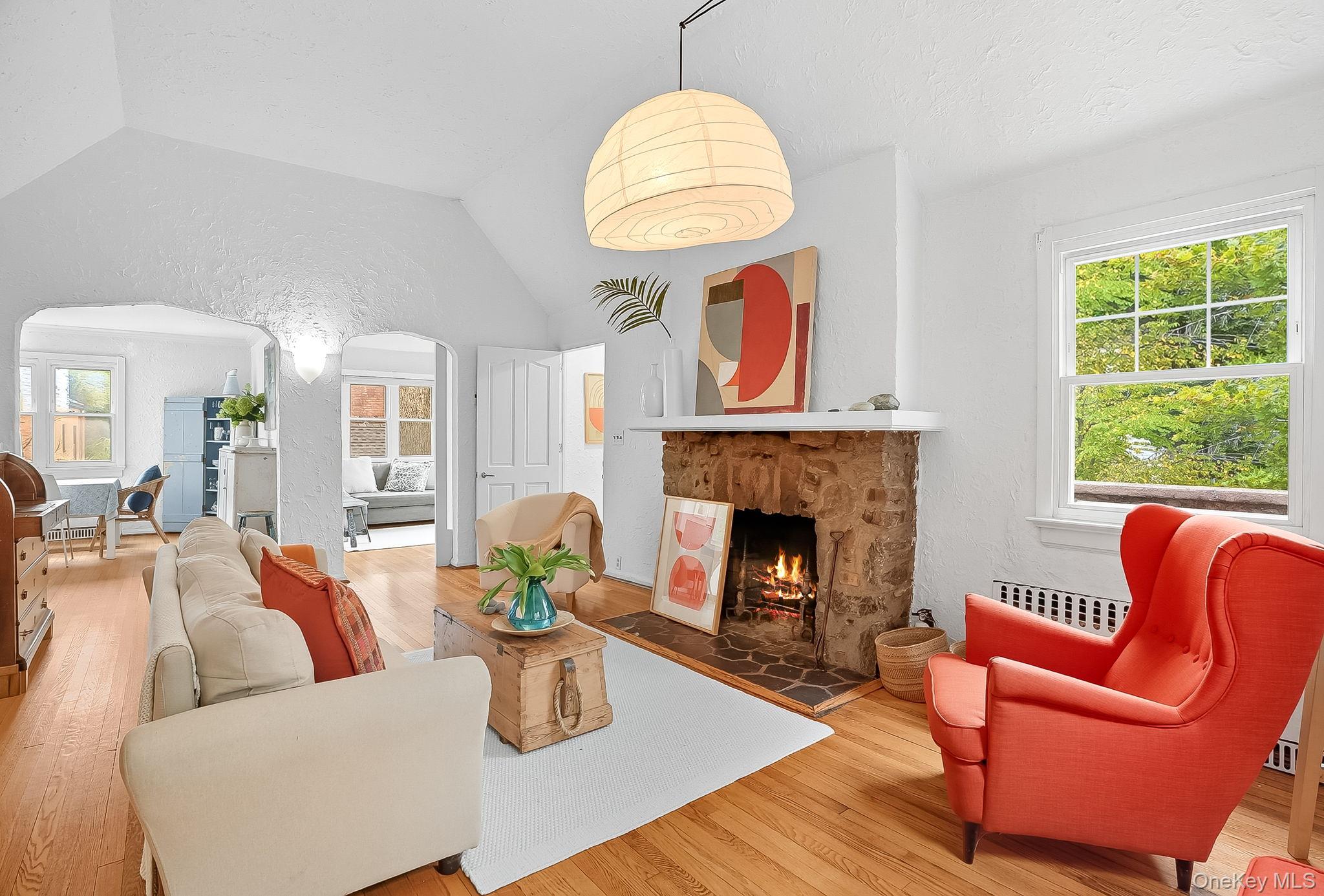 11 Virginia Place, Larchmont, NY 10538