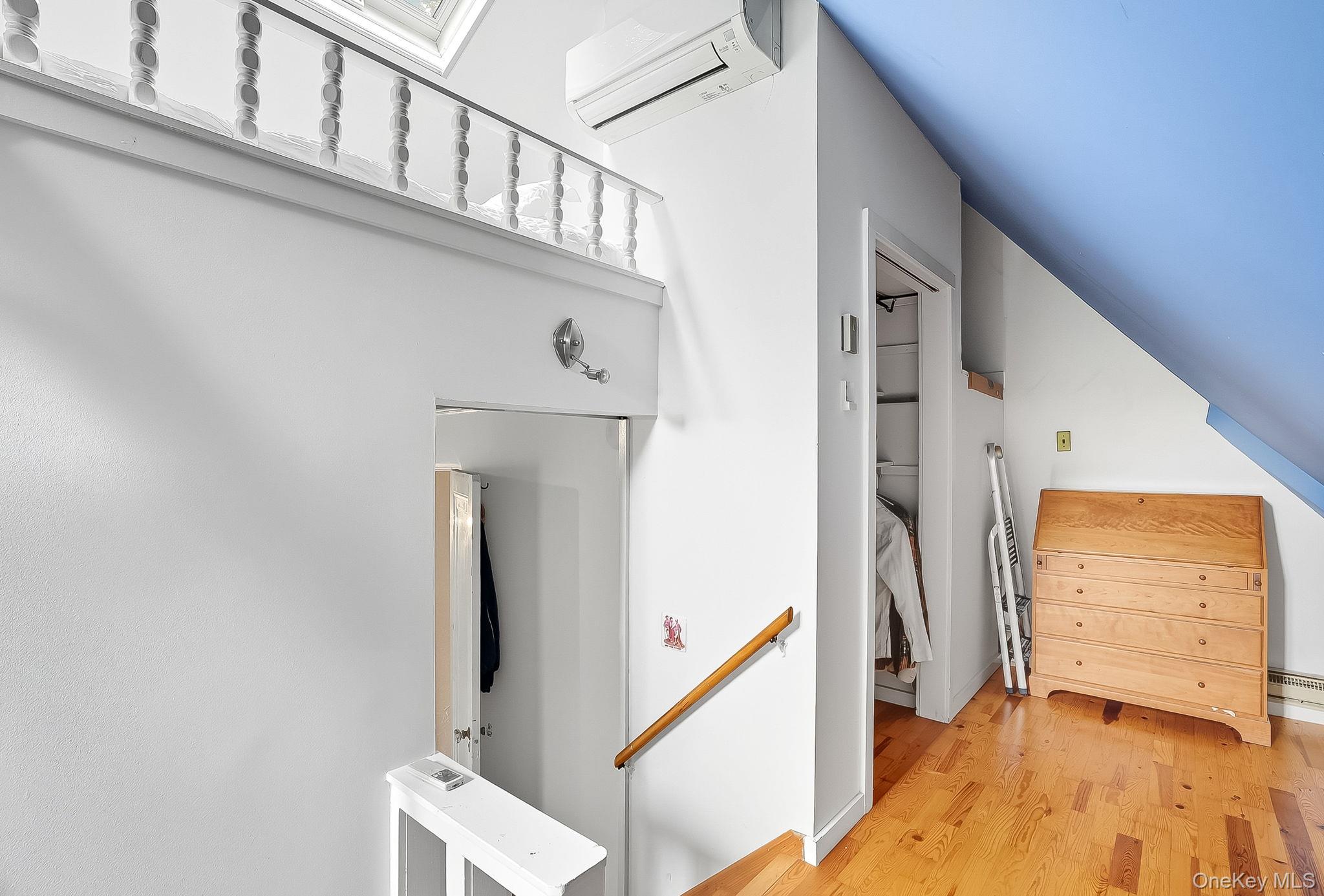 11 Virginia Place, Larchmont, NY 10538