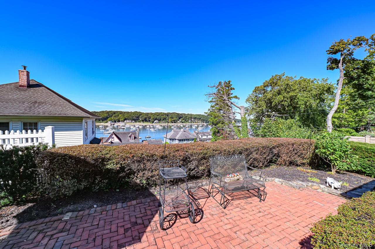 2 Bayview Terrace, Northport, NY 11768
