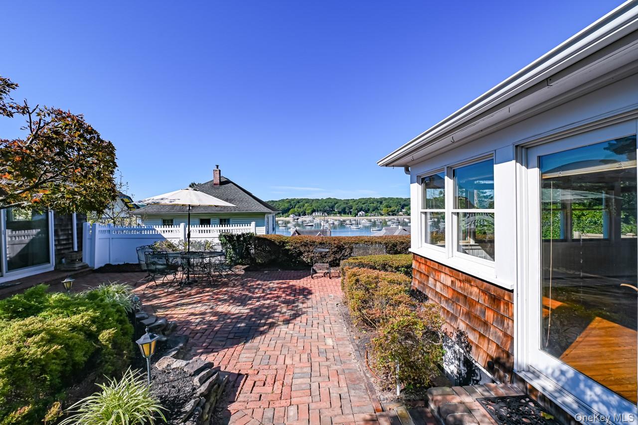 2 Bayview Terrace, Northport, NY 11768