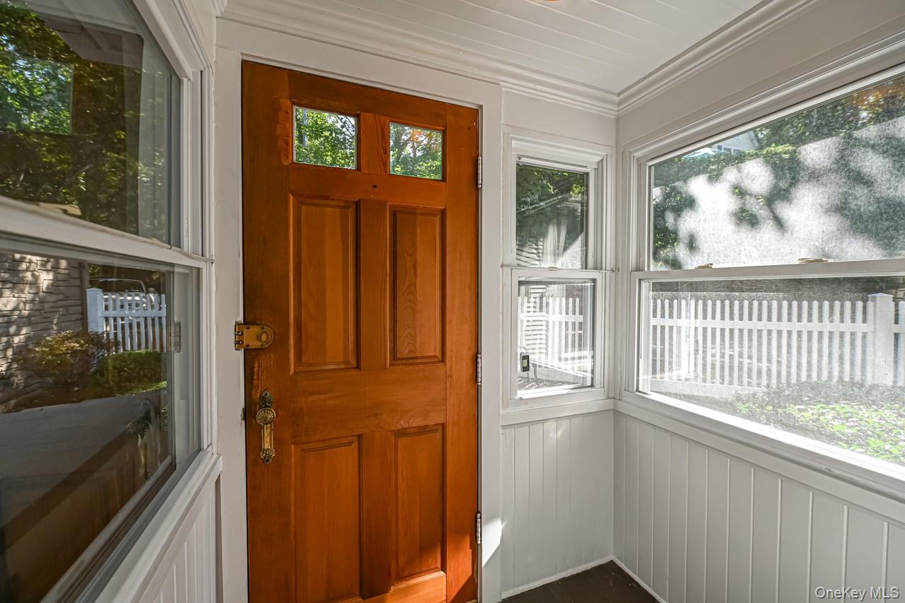 2 Bayview Terrace, Northport, NY 11768