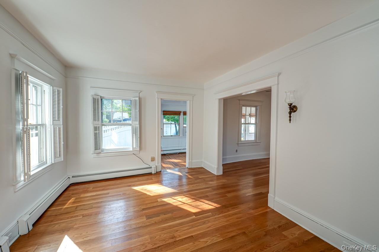 2 Bayview Terrace, Northport, NY 11768