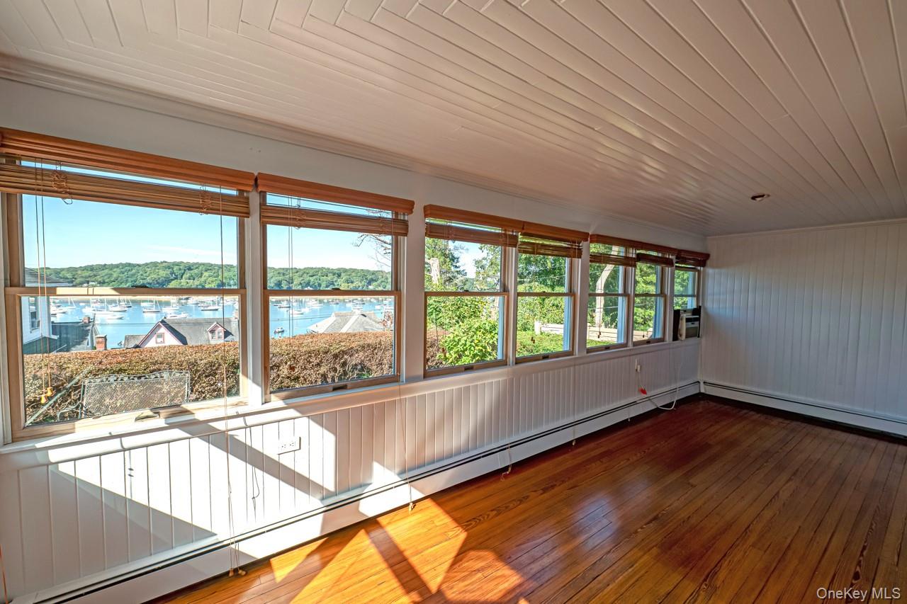 2 Bayview Terrace, Northport, NY 11768