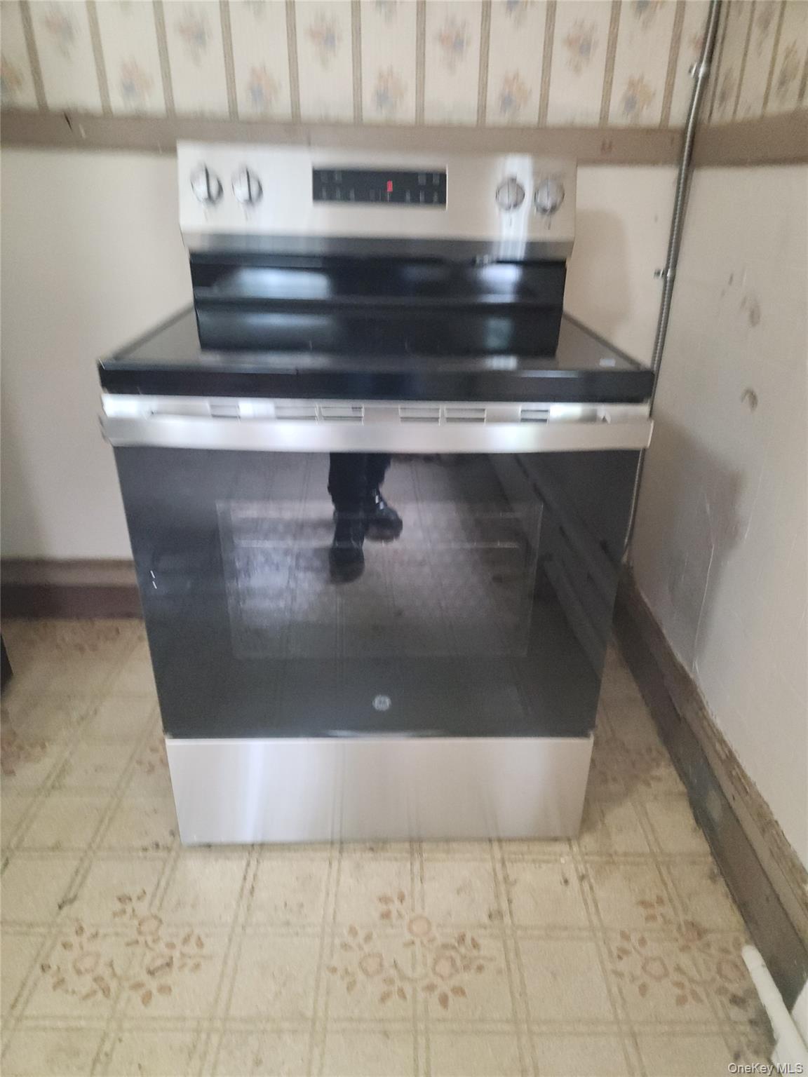 547 Violet Avenue Unit A 547 Violet Avenue, Hyde Park, NY 12538