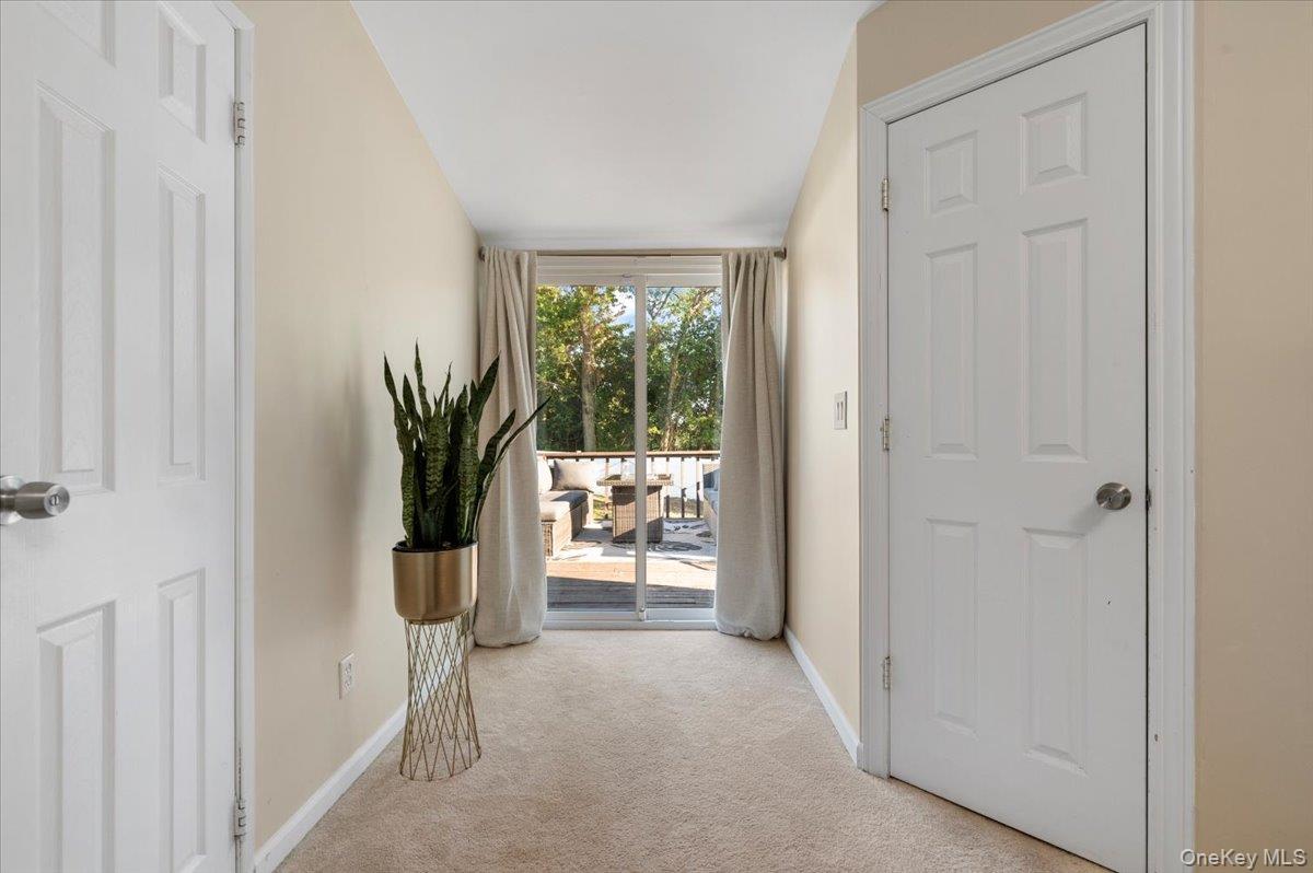 30 Bunny Lane, East Setauket, NY 11733