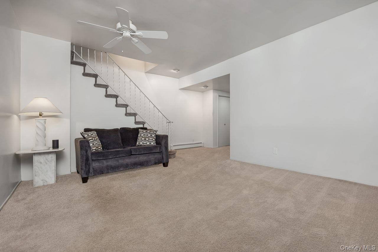 547 Maude Street, South Hempstead, NY 11550