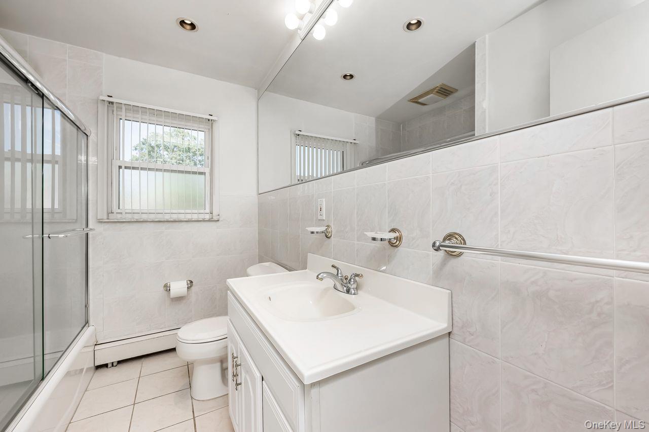 547 Maude Street, South Hempstead, NY 11550