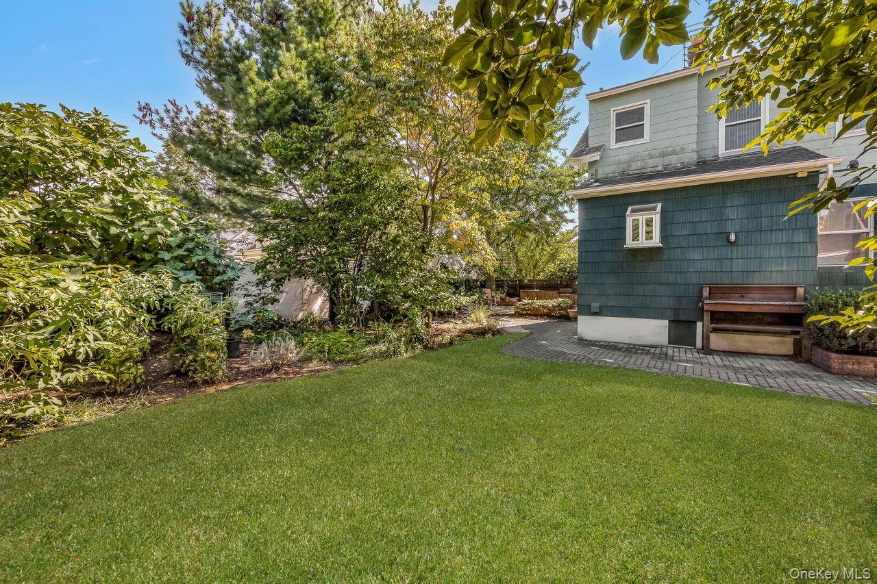 547 Maude Street, South Hempstead, NY 11550