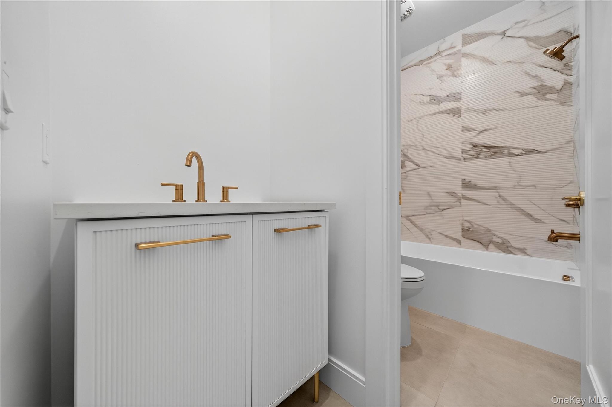 37 Southfield Falls, Monroe, NY 10950