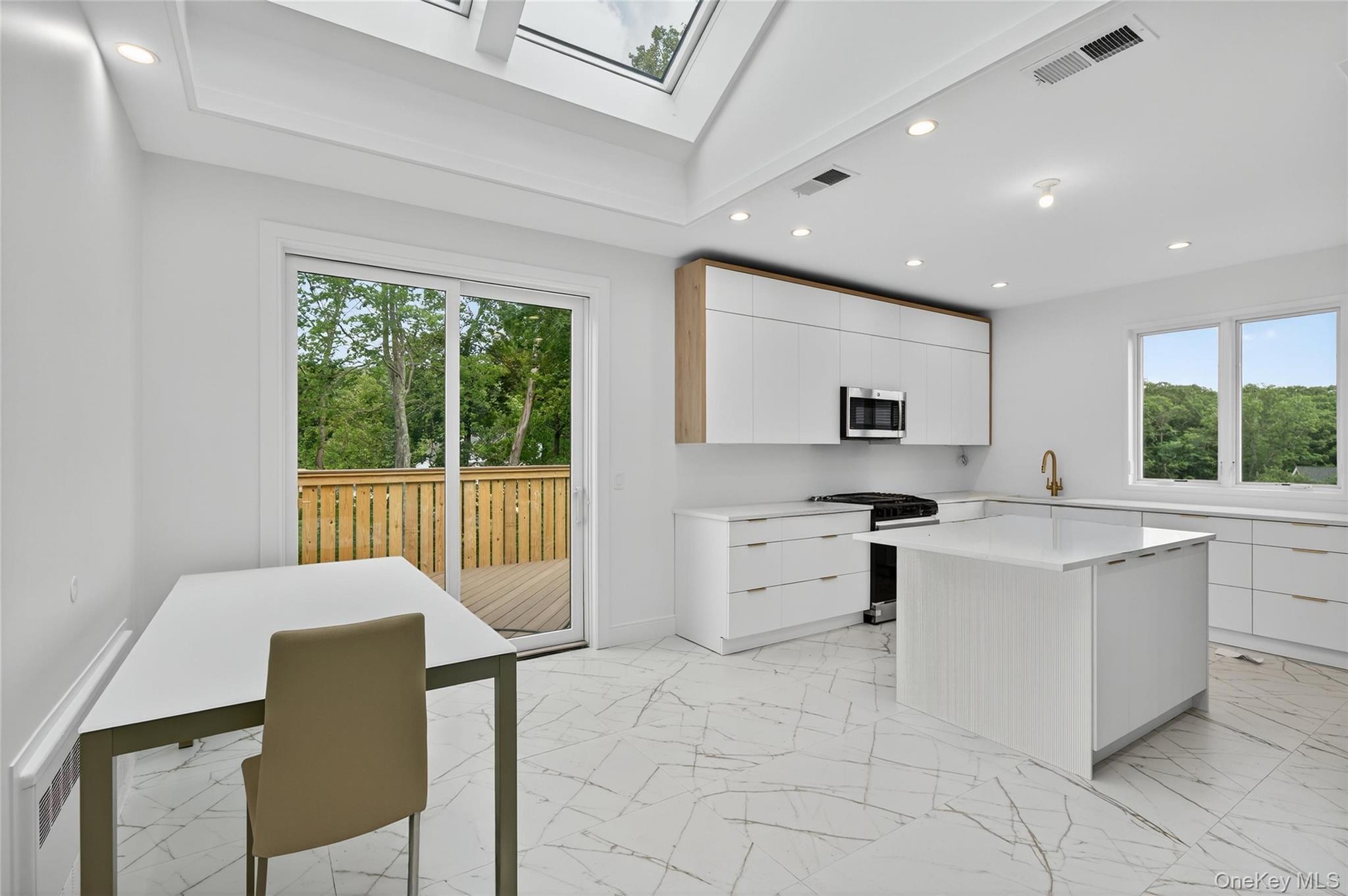 37 Southfield Falls, Monroe, NY 10950