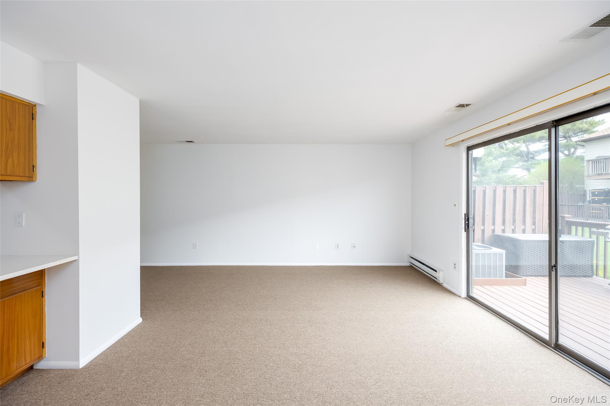 100 Daly Boulevard # 411, Oceanside, NY 11572