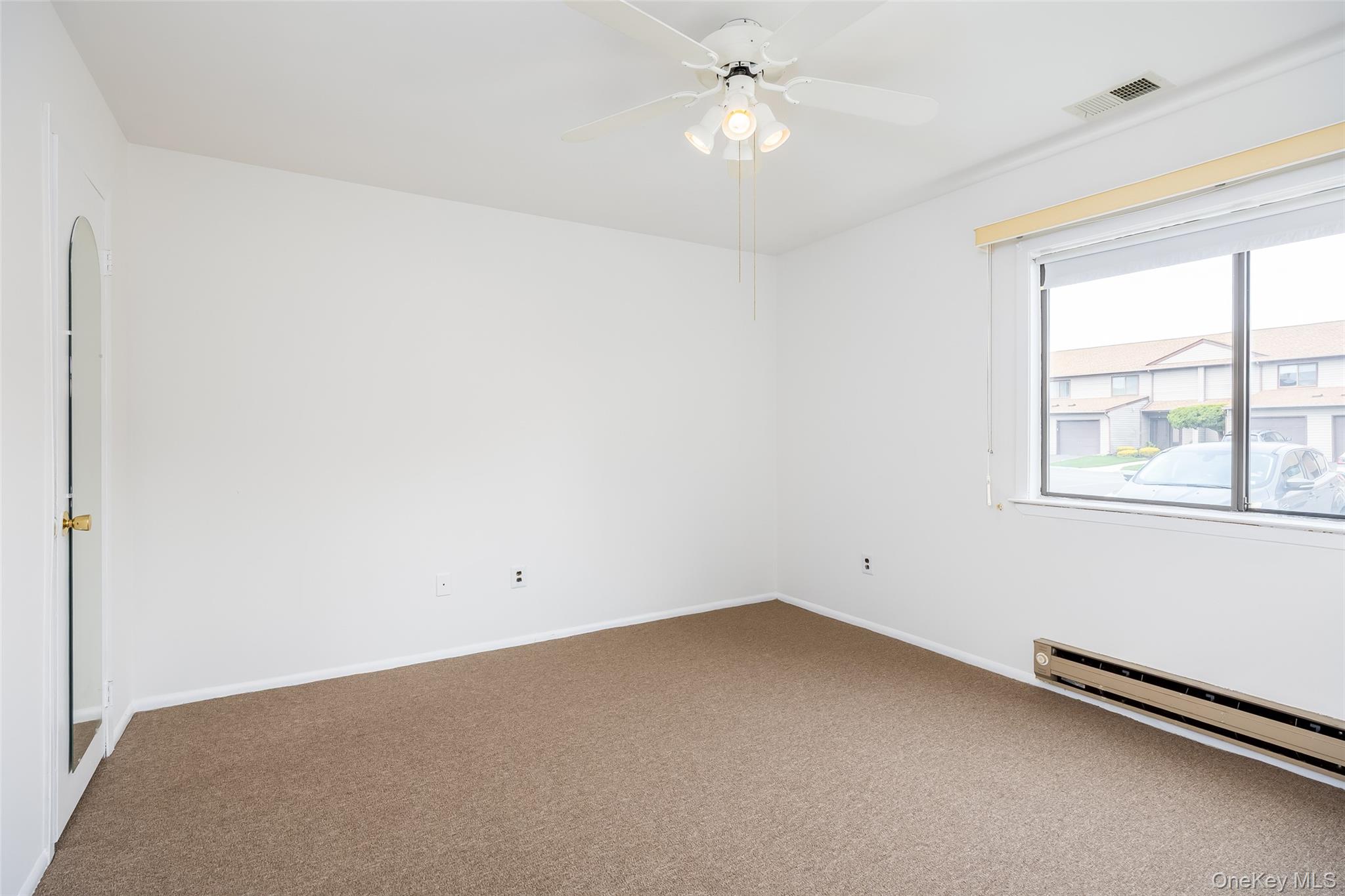 100 Daly Boulevard # 411, Oceanside, NY 11572