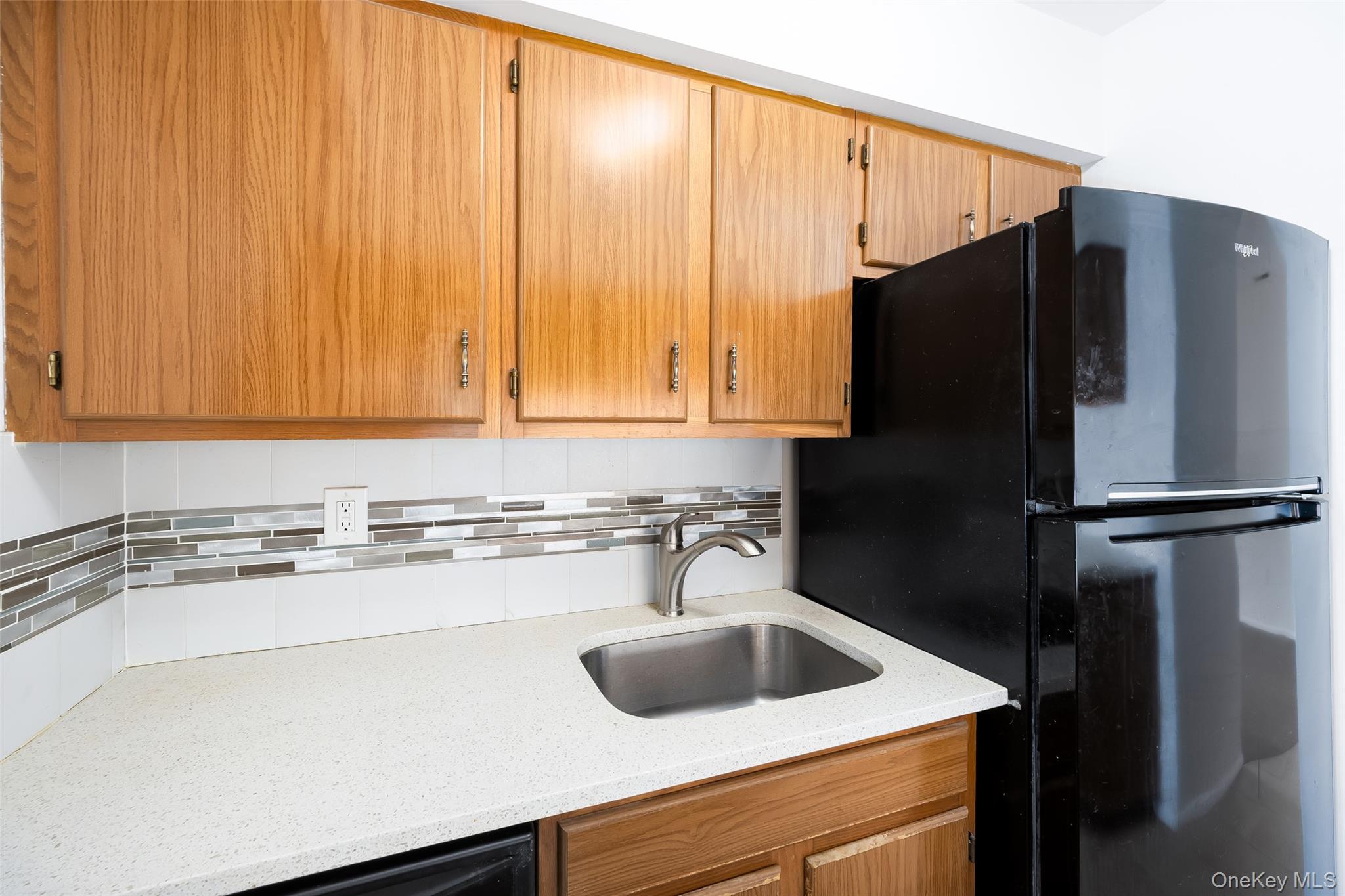 100 Daly Boulevard # 411, Oceanside, NY 11572