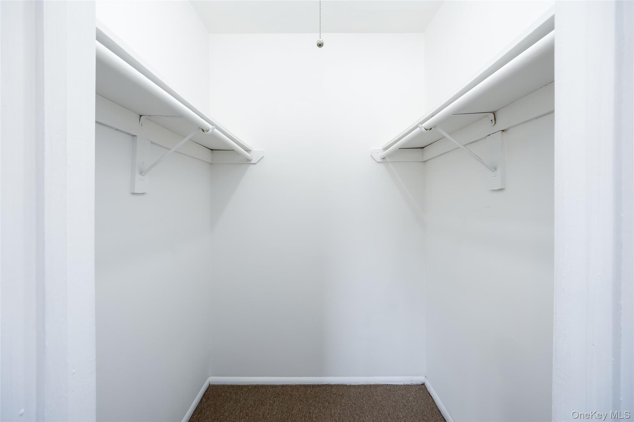 100 Daly Boulevard # 411, Oceanside, NY 11572