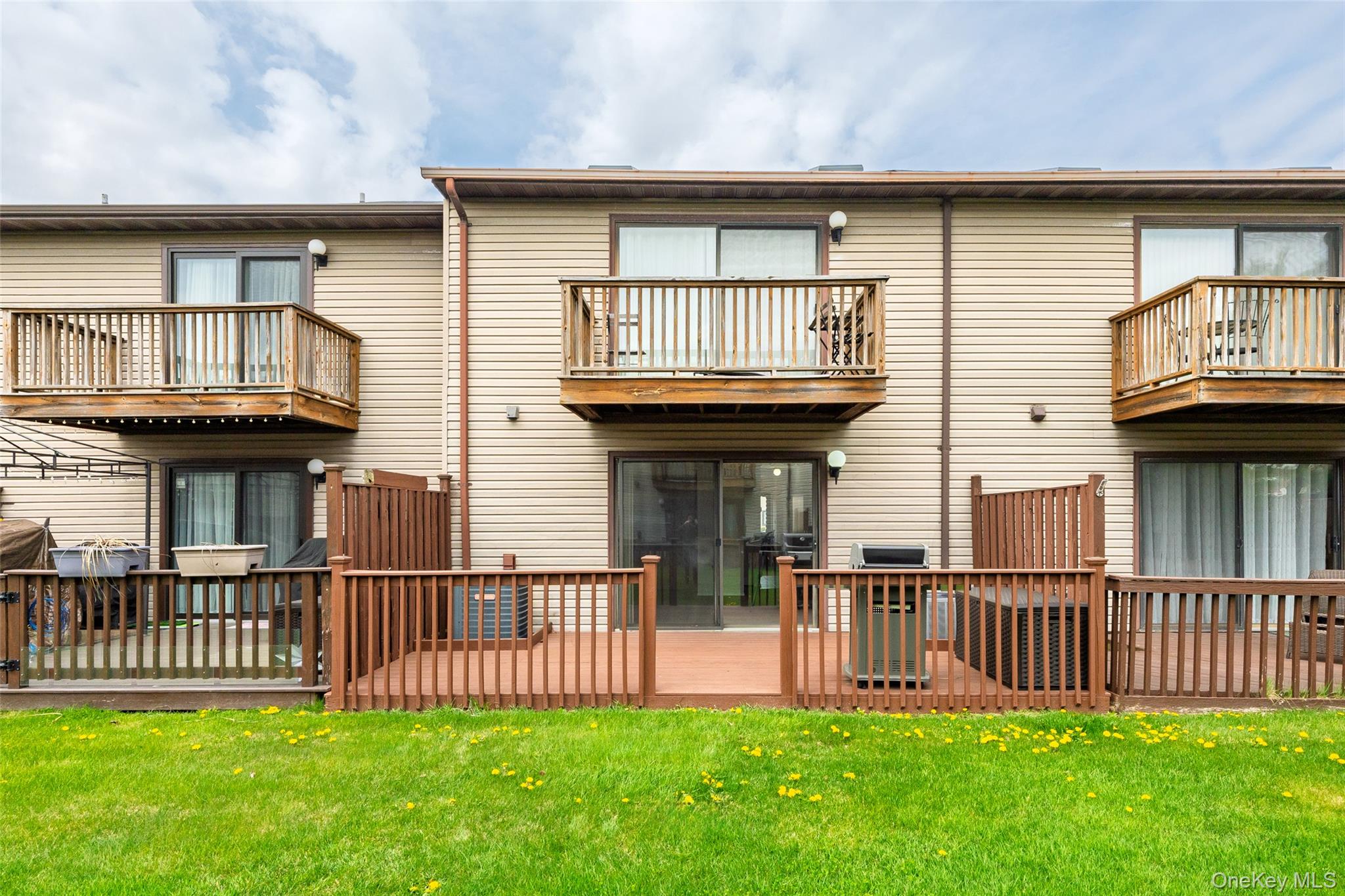 100 Daly Boulevard # 411, Oceanside, NY 11572