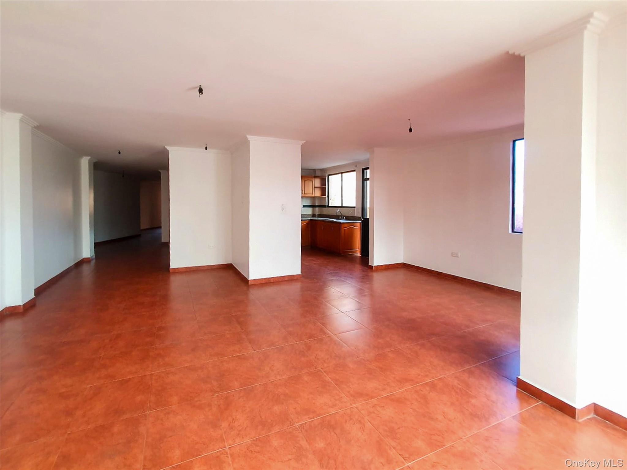 Pa. Milchichig 172/L:9 Cuenca, Ecuador, Call Listing Agent 010209