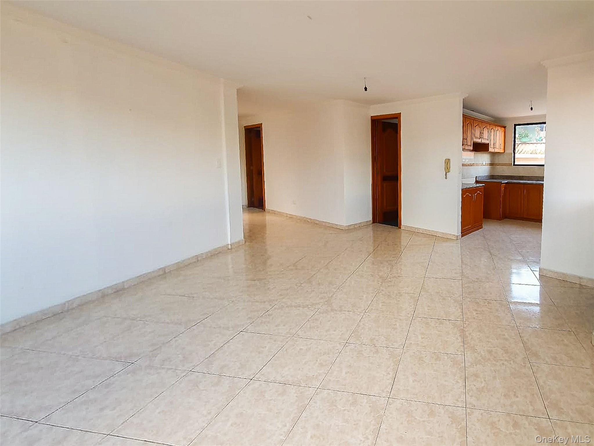 Pa. Milchichig 172/L:9 Cuenca, Ecuador, Call Listing Agent 010209