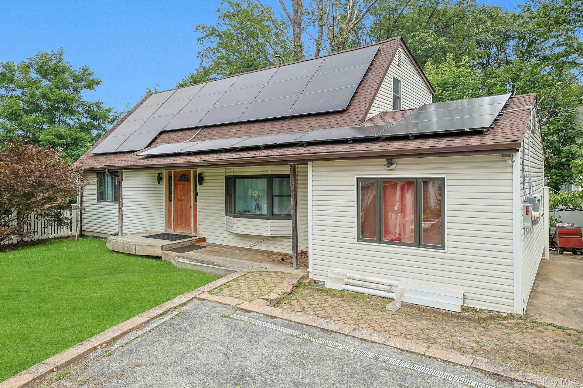 9 Teramar Way, White Plains, NY 10607