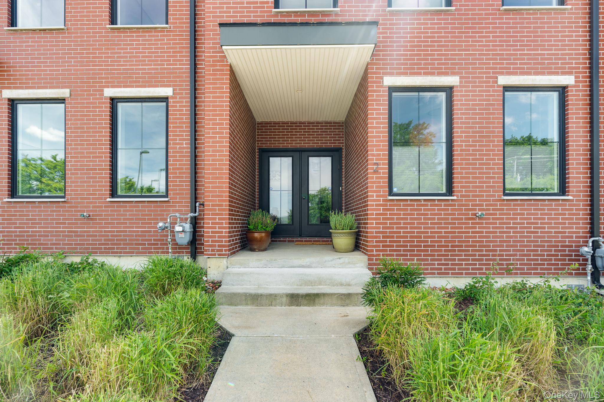 10 Beekman Street # 2, Beacon, NY 12508