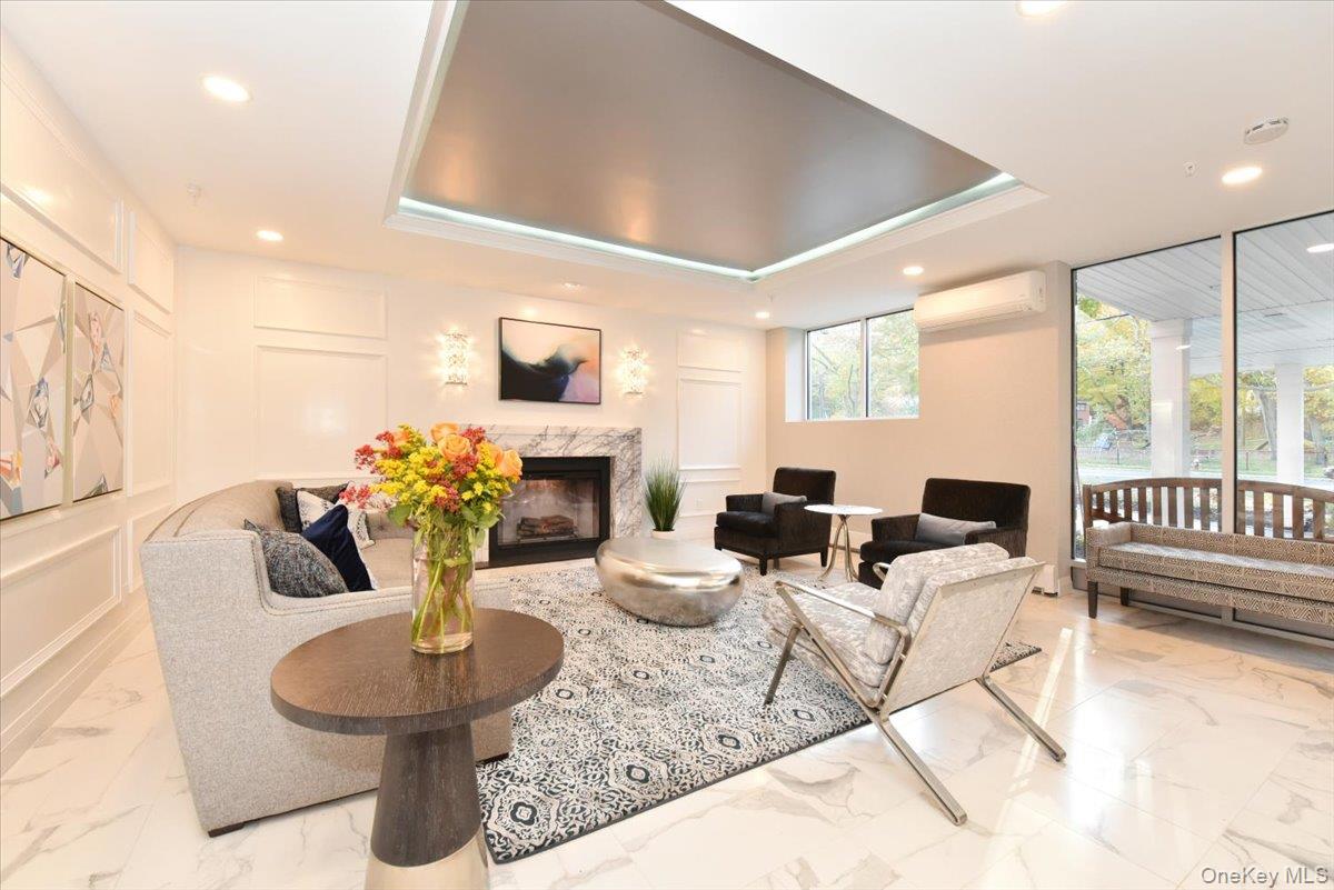 320 E Shore Road # C, Great Neck, NY 11023