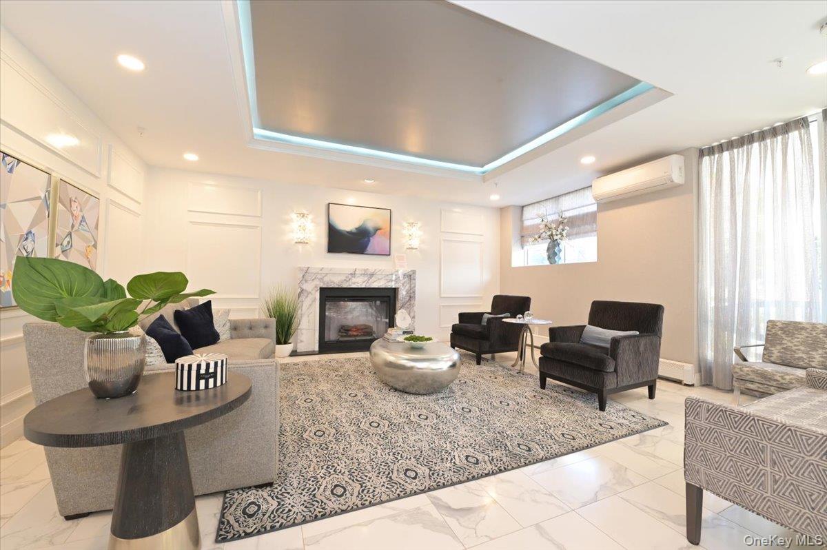 320 E Shore Road # C, Great Neck, NY 11023