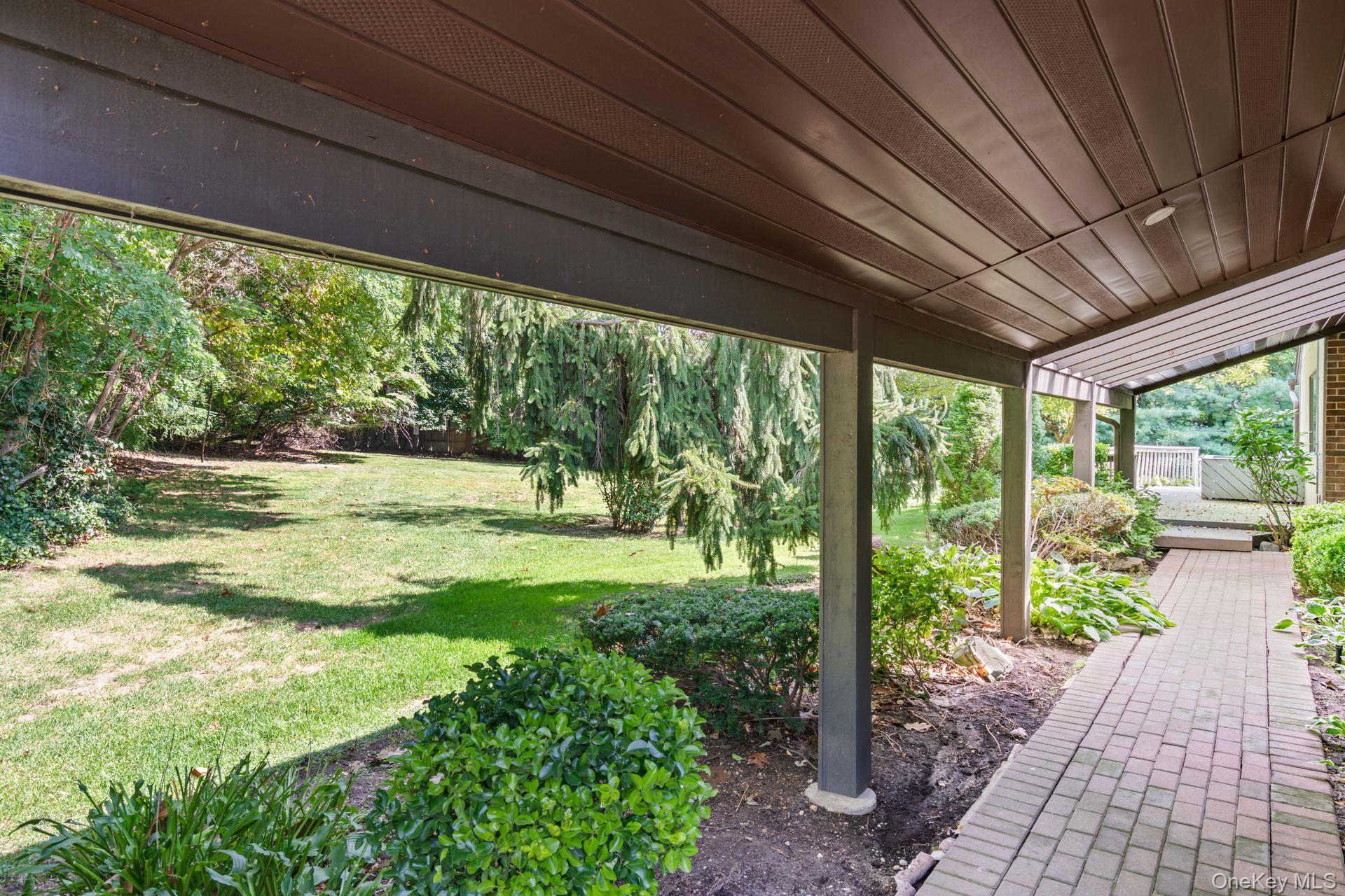 234 Hamlet Drive, Jericho, NY 11753