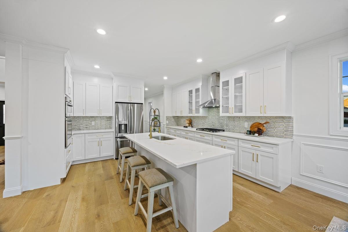 5 Relda Street, Plainview, NY 11803