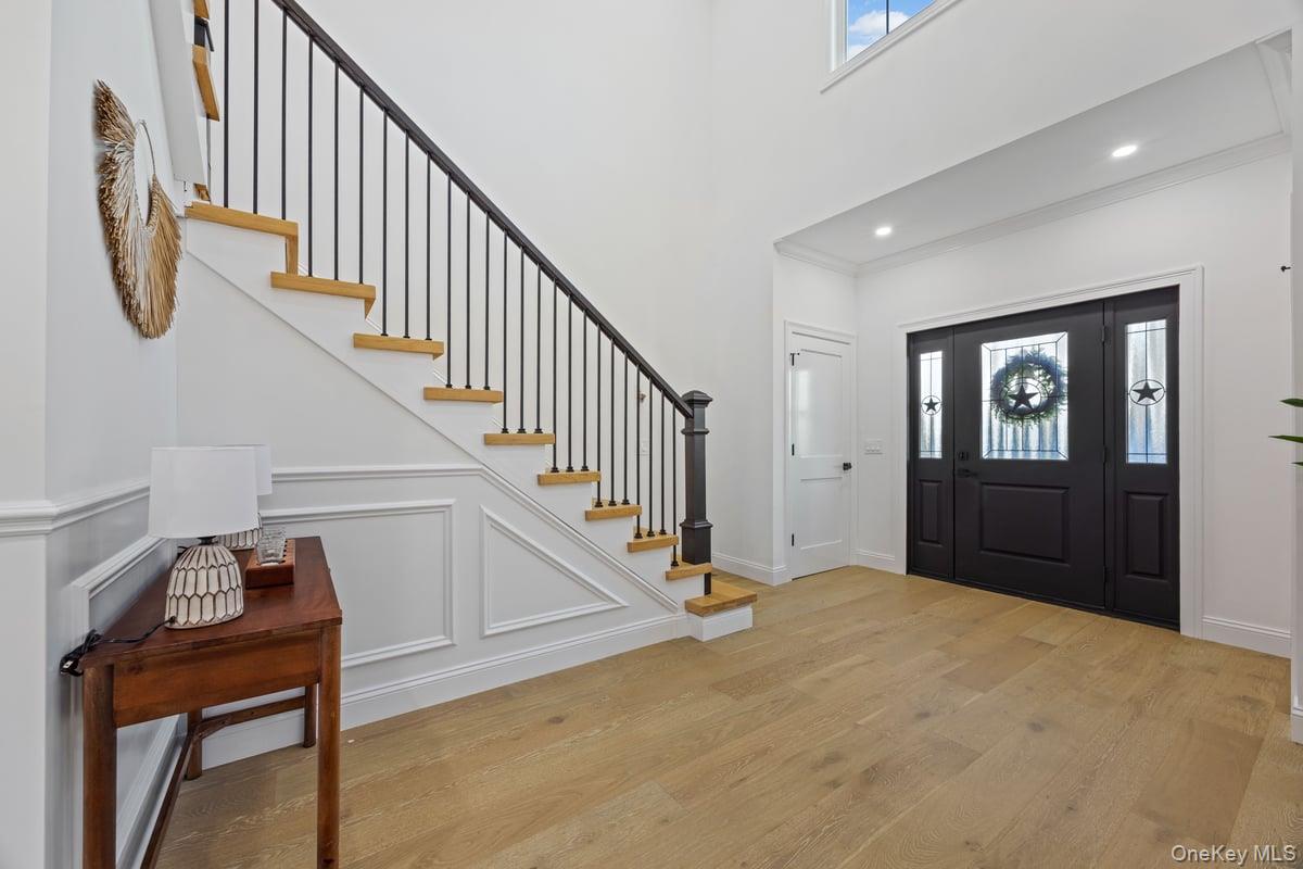 5 Relda Street, Plainview, NY 11803