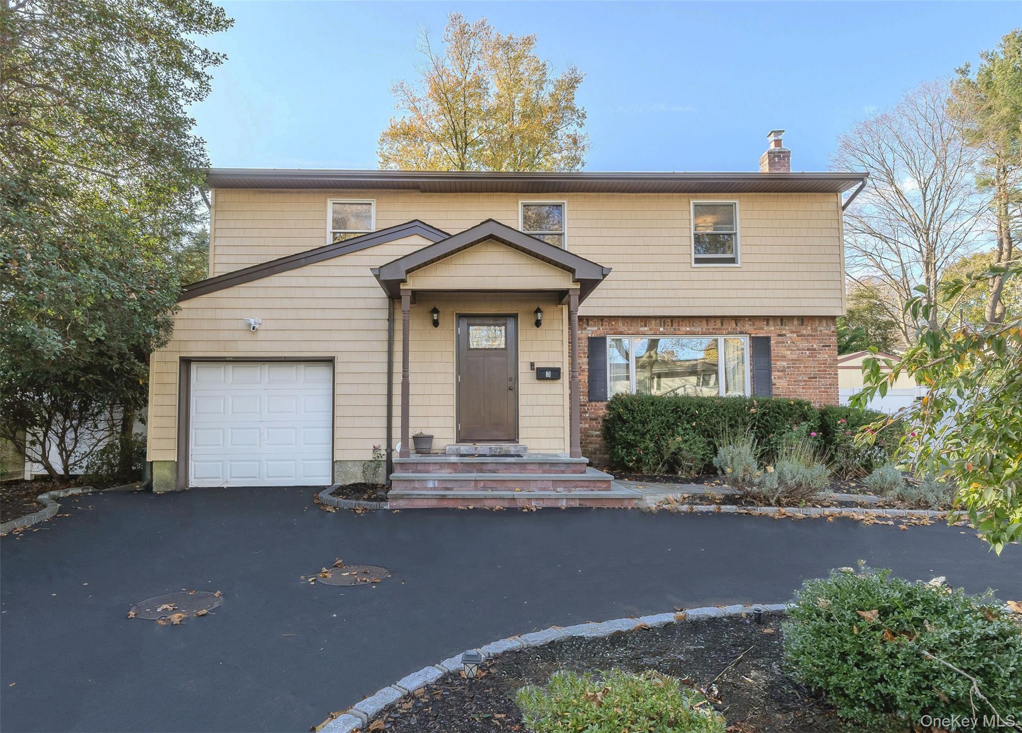 3 Earl Road, Melville, NY 11747