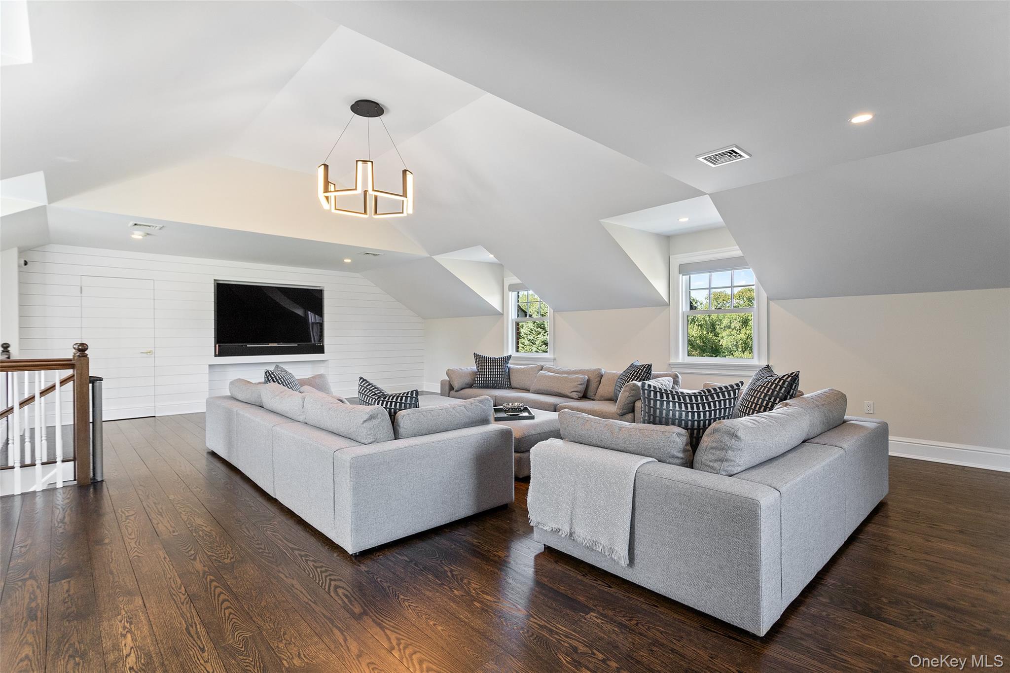 100 Stone Bridge Lane, Bedford Hills, NY 10507